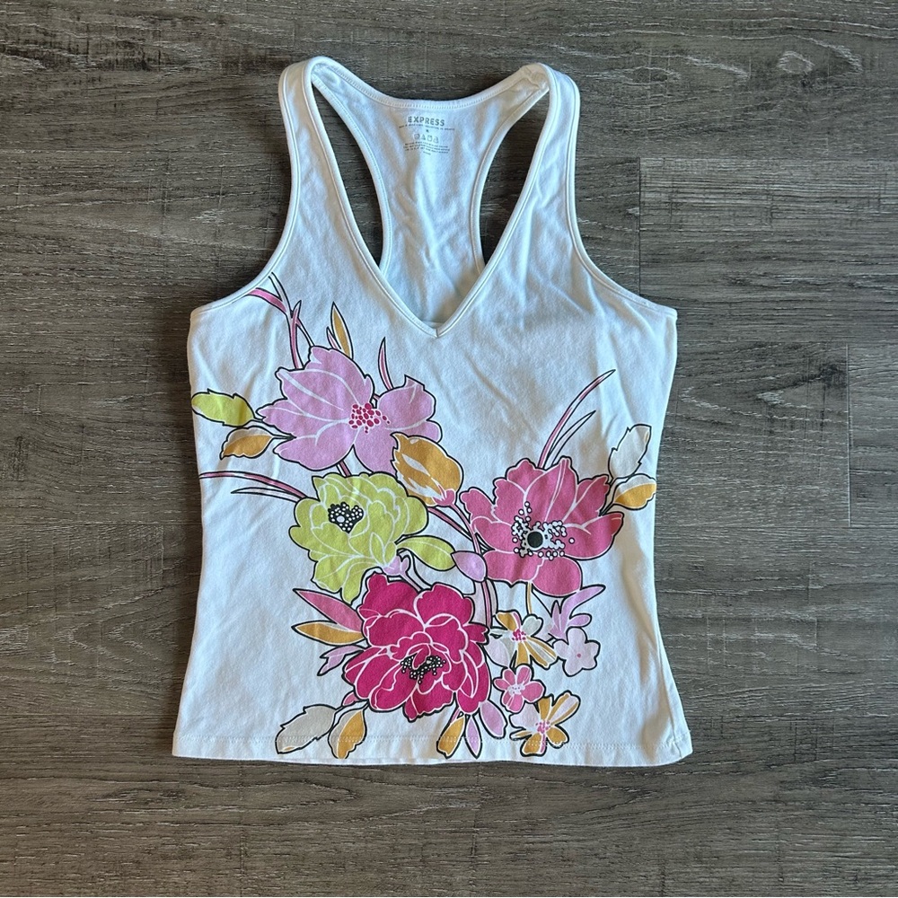 Vintage Express White Tank Top with Floral Design